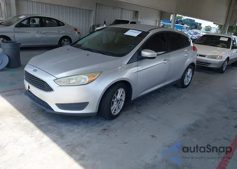 2015 Ford Focus Se z USA, uszkodzony, nr VIN 1FADP3K29FL282505